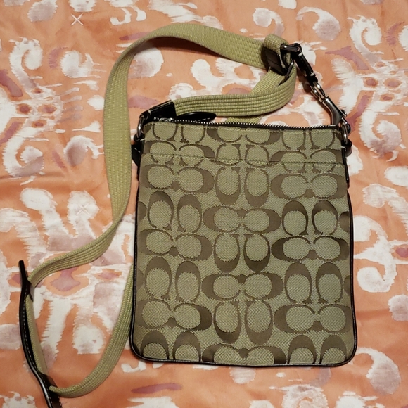 Coach crossbody - Picture 2 of 3